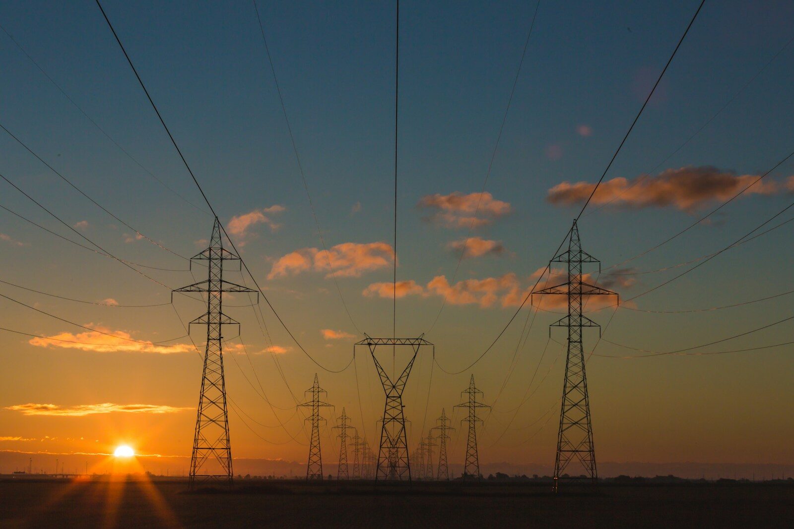 pylônes électriques