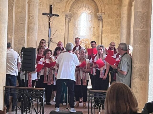 Chorale de Laroque Timbault à l'église de Frespech pour octobre rose 2026